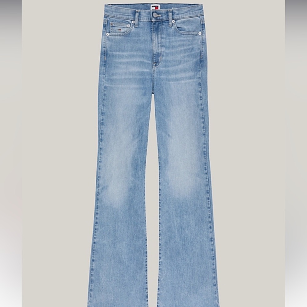 NWT Tommy Hilfiger Sylvia flare high rise jeans 27 32